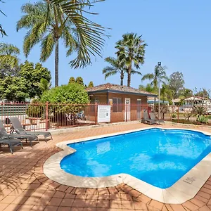 Central Caravan Park 3*, Perth Australia